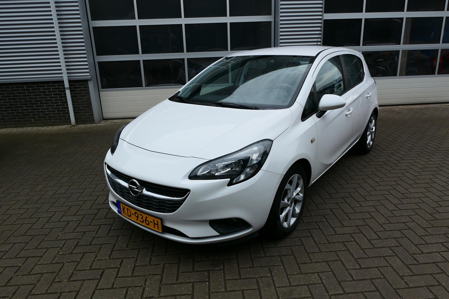 Opel Corsa - 1.4 5D Edition (Goed onderhouden) - AutoWereld.nl