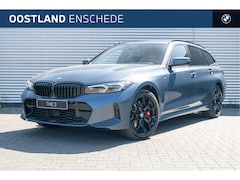 BMW 3-serie Touring - 330e High Executive M Sport Automaat / Panoramadak / Sportstoelen / Adaptieve LED / Comfor