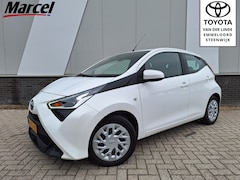Toyota Aygo - 1.0 VVT-i x-play | Navi | Airco | Achteruitrijcamera |