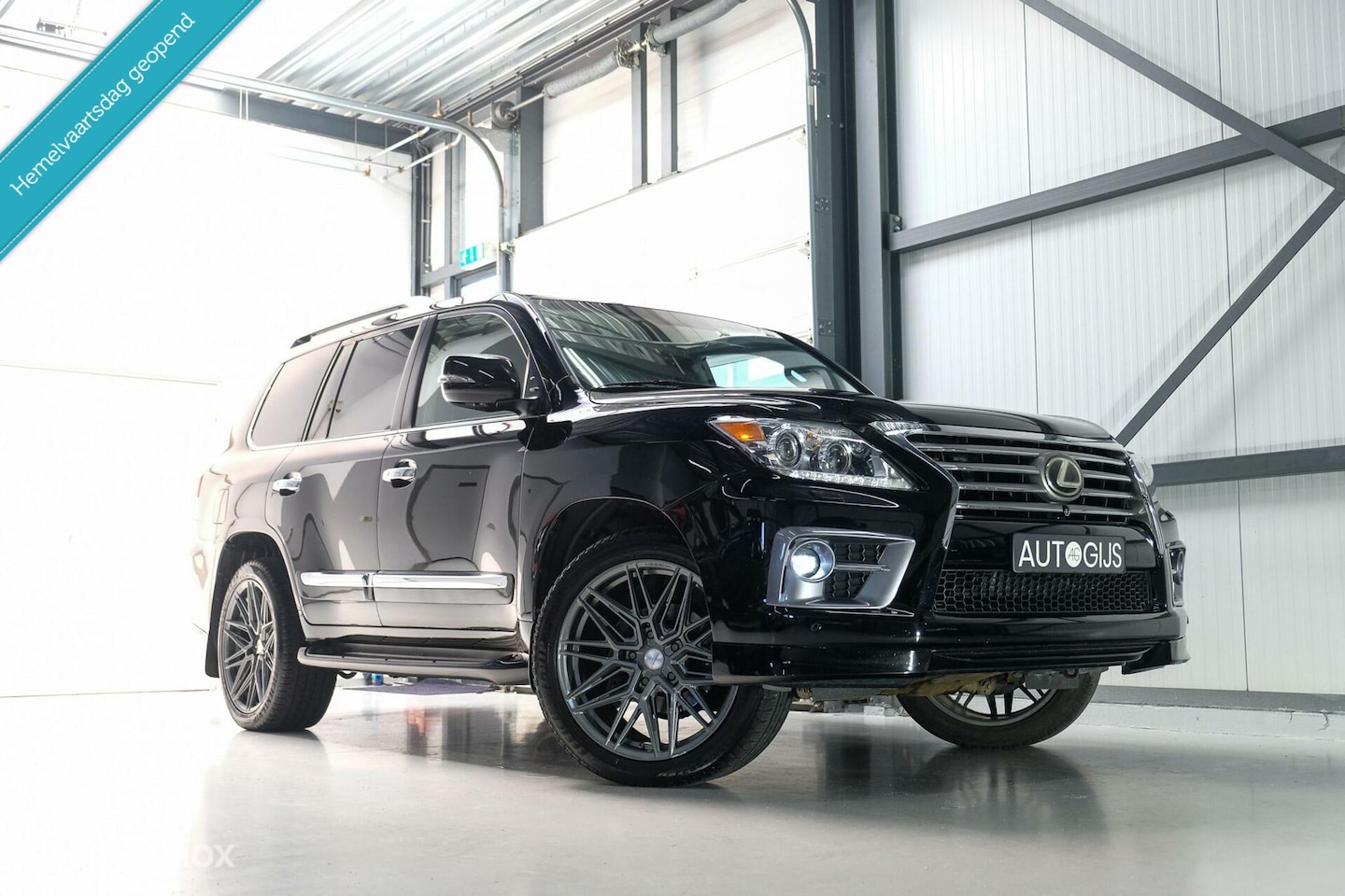 Lexus LX - 570 5.7 V8 389 pk | 8 persoons | Mark Levinson | luchtvering | unieke auto! - AutoWereld.nl