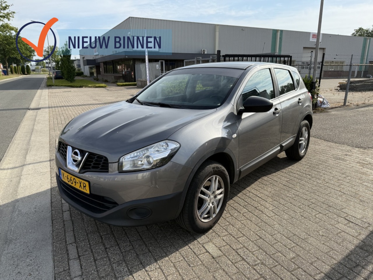 Nissan Qashqai - 1.6 Visia*NETTEAUTO* - AutoWereld.nl