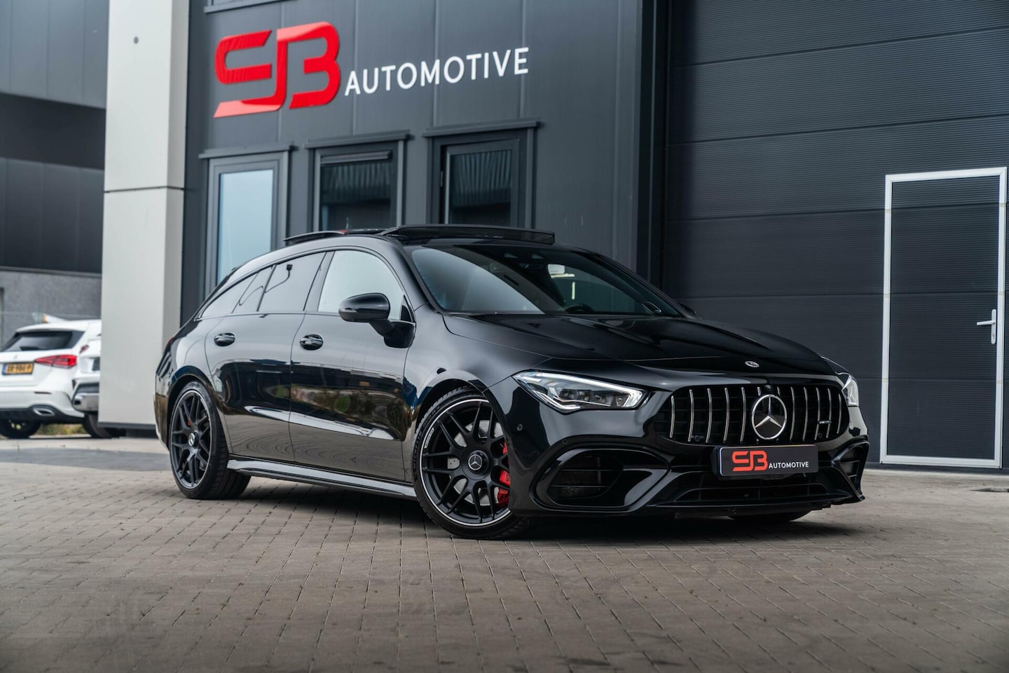 Mercedes-Benz CLA-klasse Shooting Brake - AMG 45 S 4MATIC+ - AutoWereld.nl