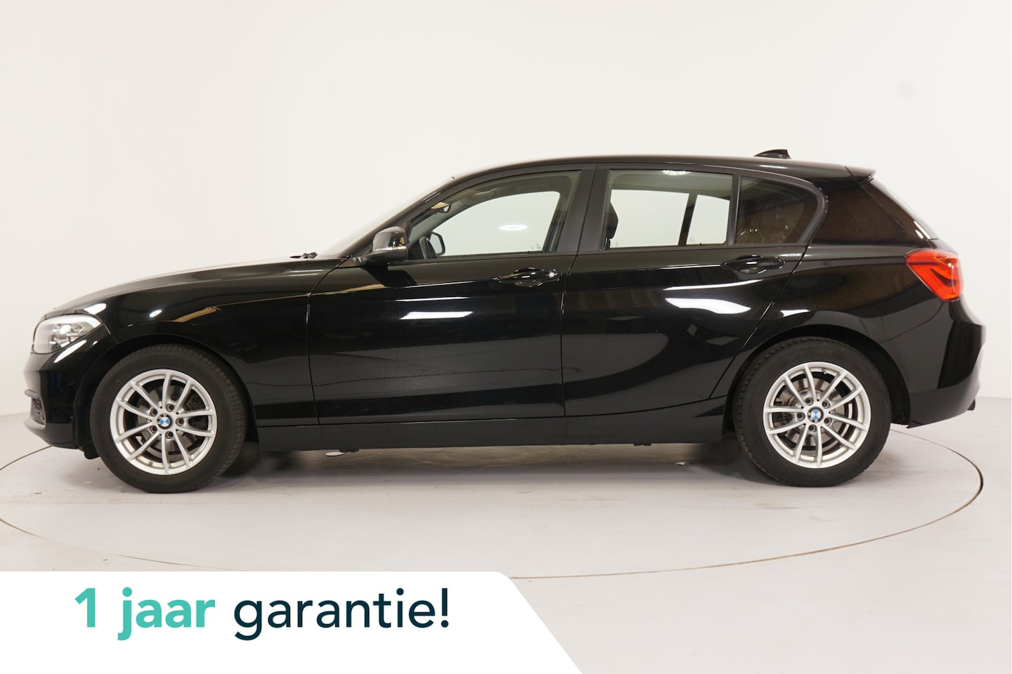 BMW 1-serie - 118i Corporate Lease | Climate | Cruise | LM 16" | Navigatie | - AutoWereld.nl