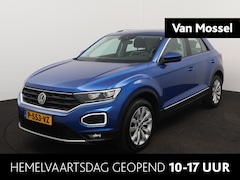 Volkswagen T-Roc - 1.5 TSI Sport 150 PK | Navigatie | Parkeersensoren | Achteruitrijcamera | Apple Carplay |