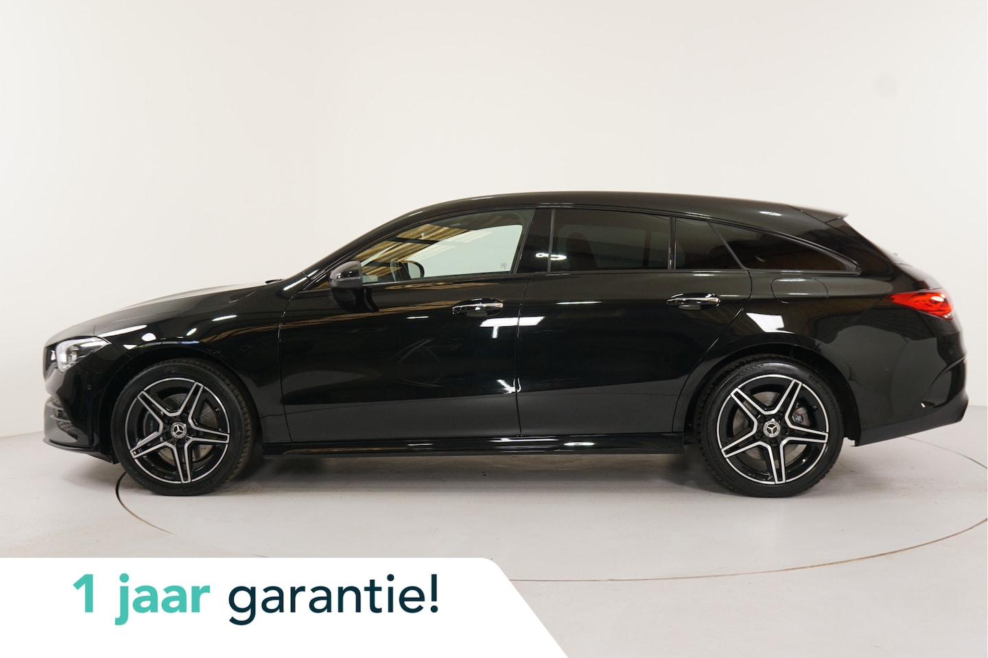 Mercedes-Benz CLA-klasse Shooting Brake - 250 e AMG Line | Night Edition | MBUX | Camera | Stl. verw. | Sfeerverl. | El. achterklep - AutoWereld.nl