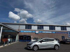 Opel Astra - 1.2 81kw | Business Elegance 5-Drs | Airco-Ecc | Navi