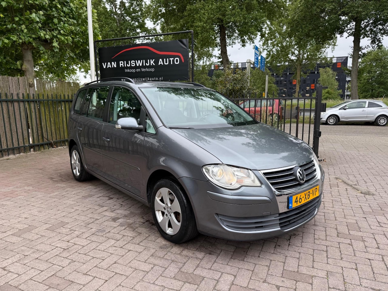 Volkswagen Touran - 2.0 TDI Comfortline Nav Clima Org Km Dealer Ond - AutoWereld.nl