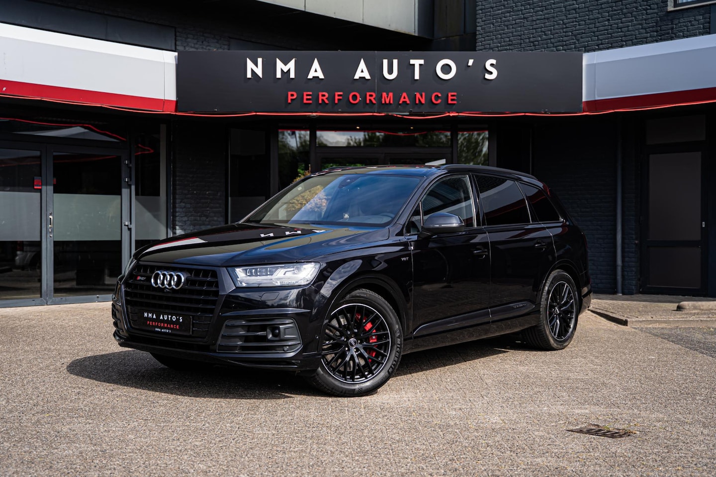 Audi Q7 SQ7 - 4.0 TDI SQ7 quattro BTW BOMVOL LUCHTVERING MASSAGE PANORAMA DAK STOELVERKOELING - AutoWereld.nl