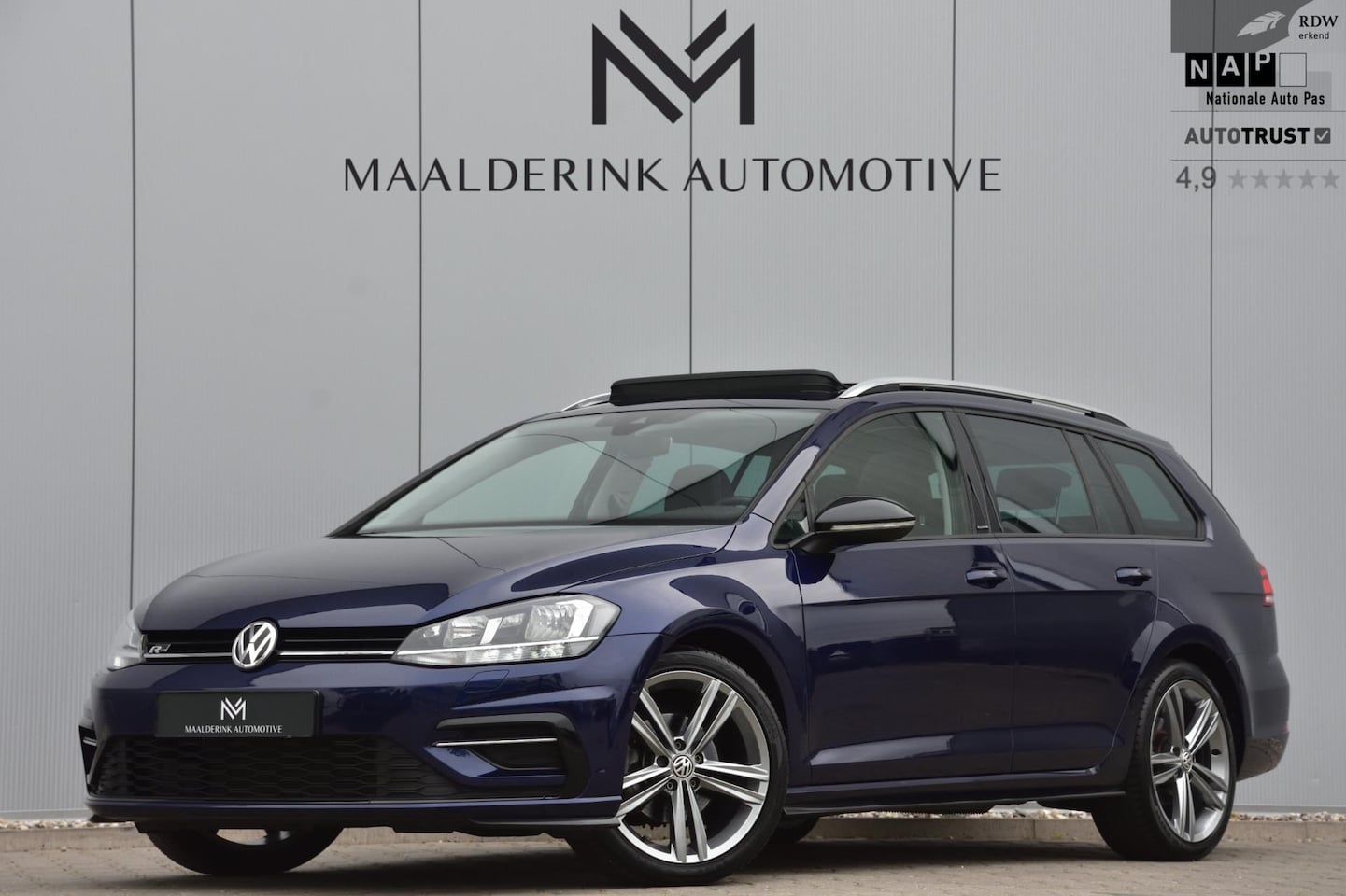 Volkswagen Golf Variant - 1.5 TSI 150pk DSG R-line Panodak, Digitale Cockpit, Stoelverwarming, App-Connect - AutoWereld.nl