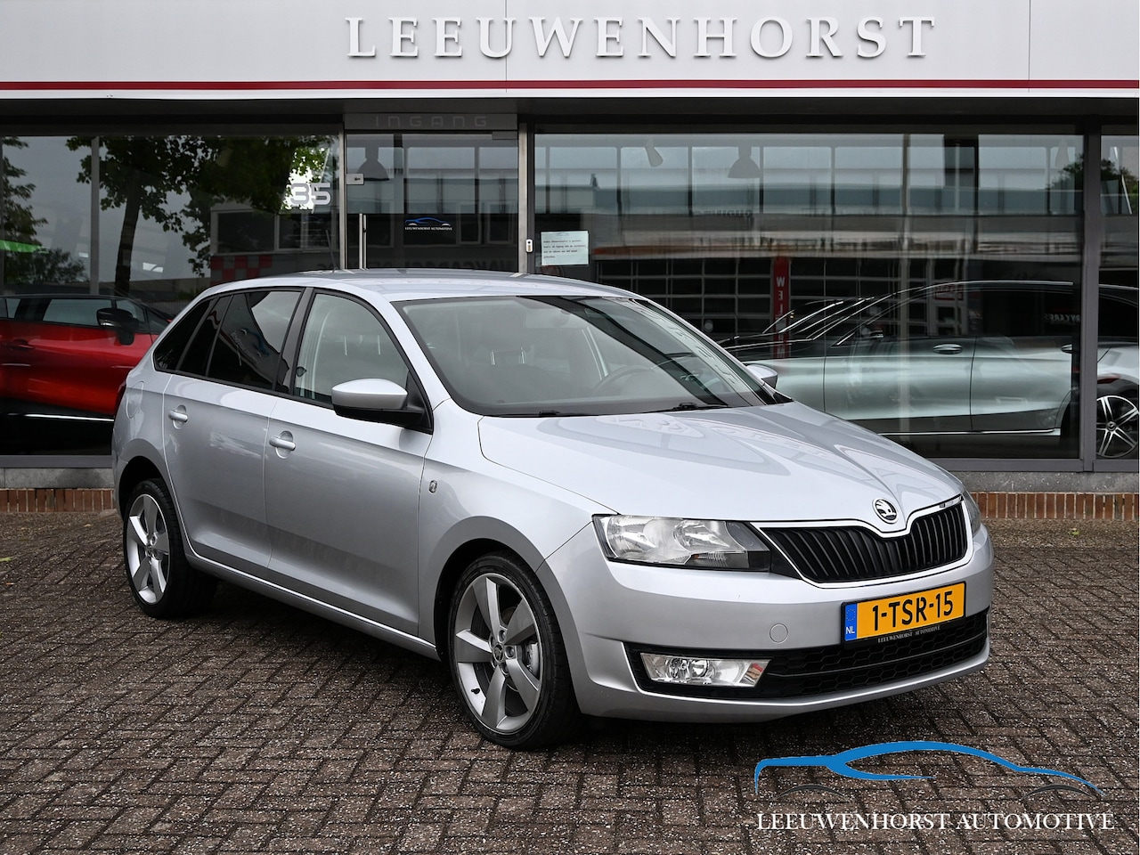 Skoda Rapid Spaceback - 1.2 TSI Greentech Elegance Businessline Pro 1.2 TSI Greentech Elegance Businessline Pro - AutoWereld.nl