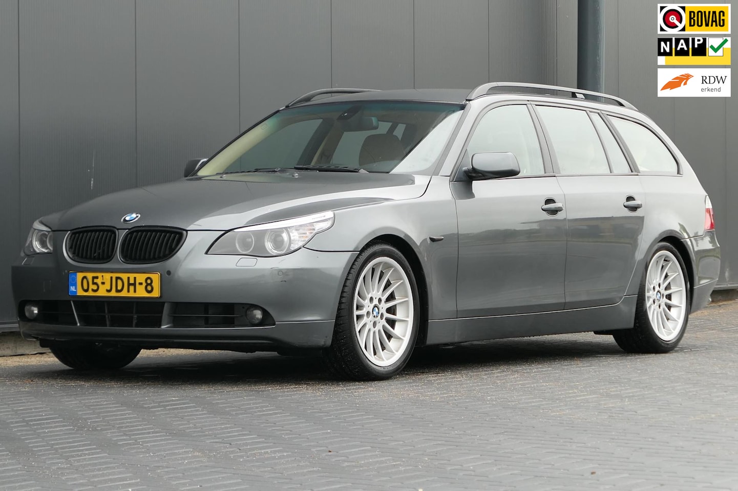 BMW 5-serie Touring - 525i Youngtimer Navi PDC Xenon Stoelverwarming - AutoWereld.nl