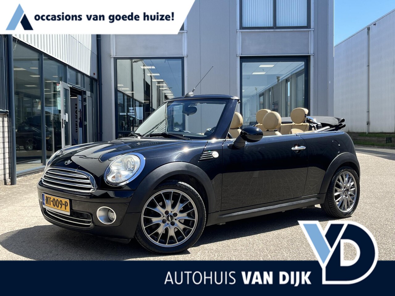 MINI Cabrio - Mini 1.6 Cooper | Leder/Clima/Cruise/17"/Windscherm/PDC/Apple CarPlay-Android Auto - AutoWereld.nl