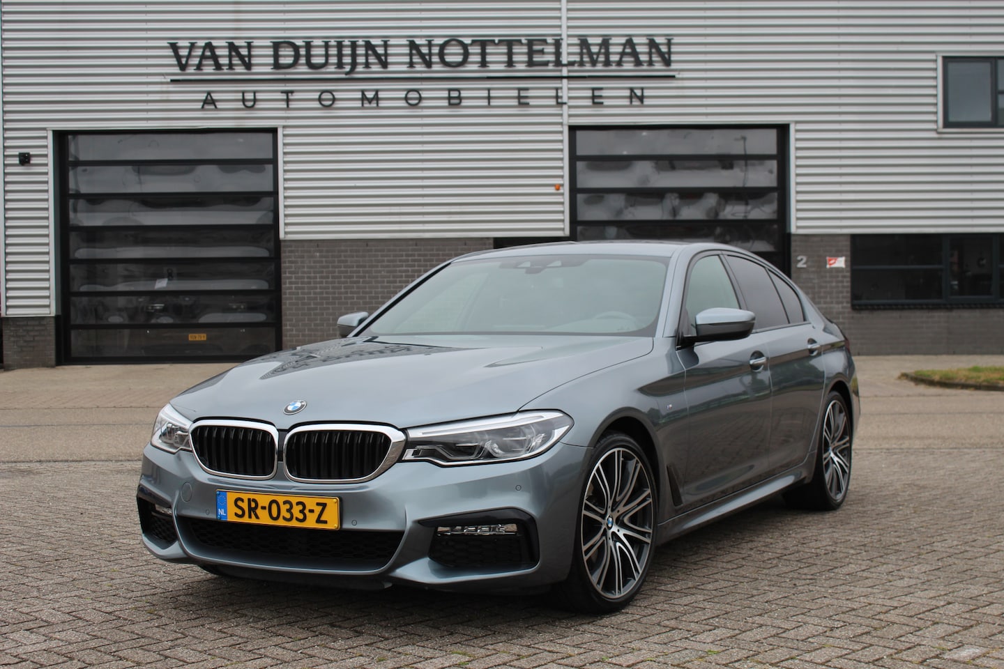 BMW 5-serie - 540i High Executive / M Sport / Carplay / N.A.P. - AutoWereld.nl