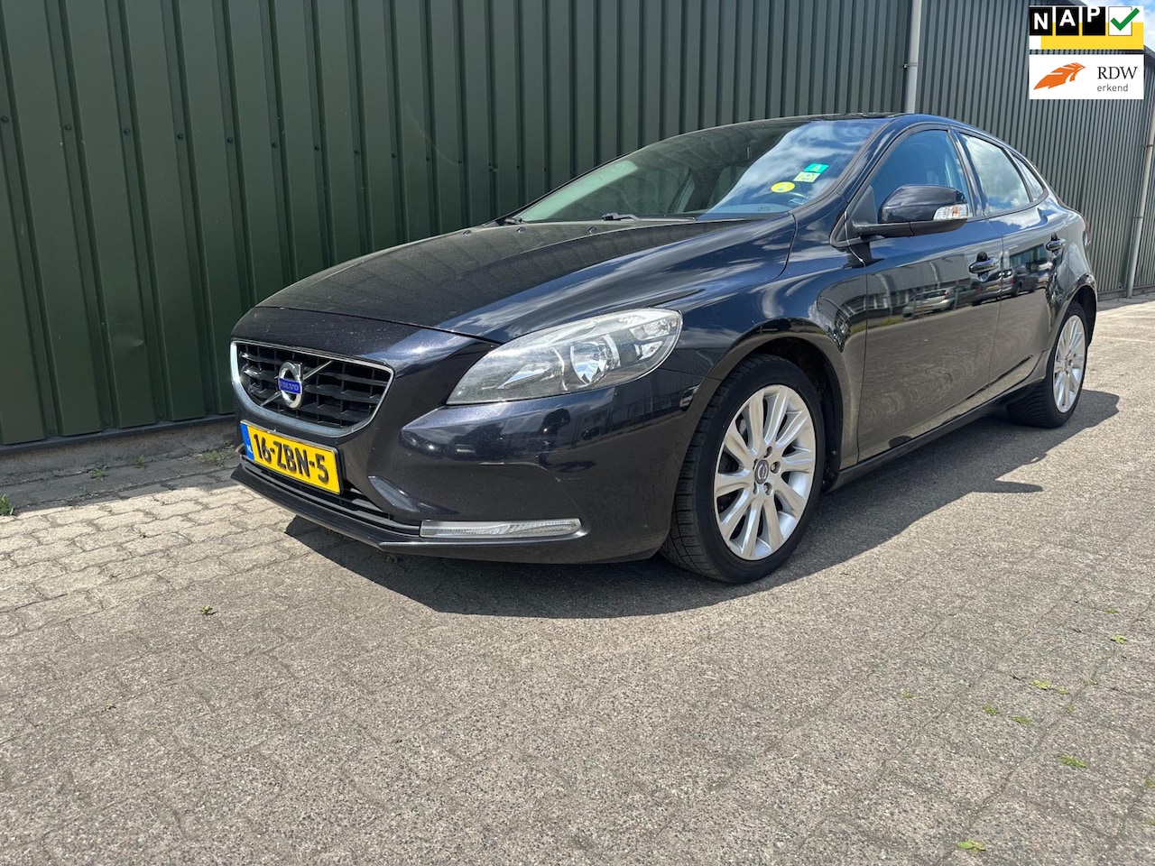 Volvo V40 - 1.6 D2 Kinetic 1.6 D2 Kinetic - AutoWereld.nl