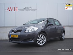 Toyota Auris - 1.6-16V Luna Business