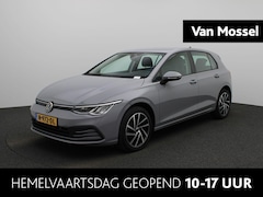 Volkswagen Golf - 1.0 TSI Life | Digital Cockpit | Keyless Start | Navigatie | Parkeercamera | Parkeersensor