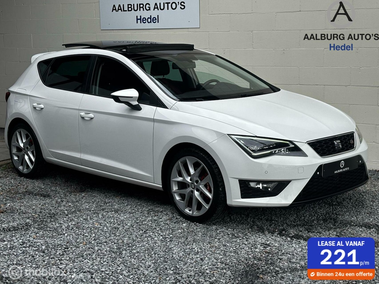 Seat Leon - 1.4 TSI FR 150PK Full Link Pano CarPlay SeatSound Camera - AutoWereld.nl