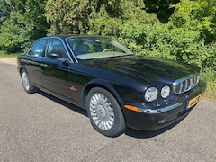 Jaguar XJ - 4.2 V8 Executive YOUNGTIMER