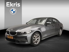 BMW 3-serie - Sedan 320d | Handbak | LED | Navigatie | Sportstoelen | PDC | Clima | Alu 16 inch