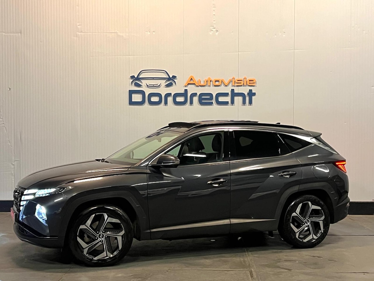 Hyundai Tucson - 1.6 T-GDI PHEV Premium Sky 4WD|1e Eig|Pano|Memory|360*|Keyless|Leder|Etc Etc - AutoWereld.nl