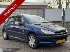 Peugeot 206 - 1.4 X-line