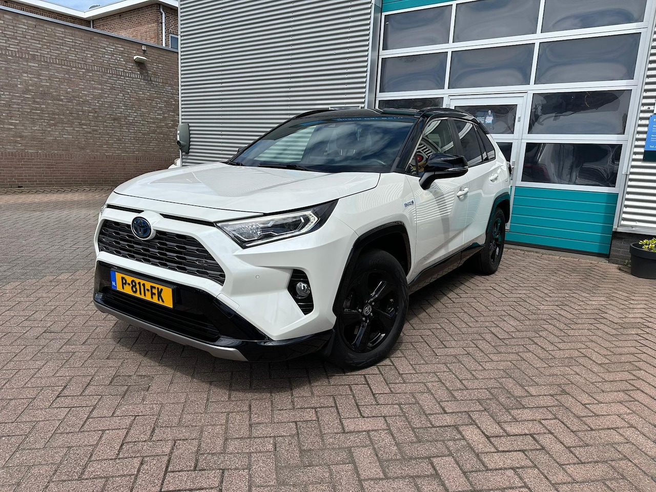 Toyota RAV4 - 2.5 Hybrid 218pk CVT Comfort - AutoWereld.nl