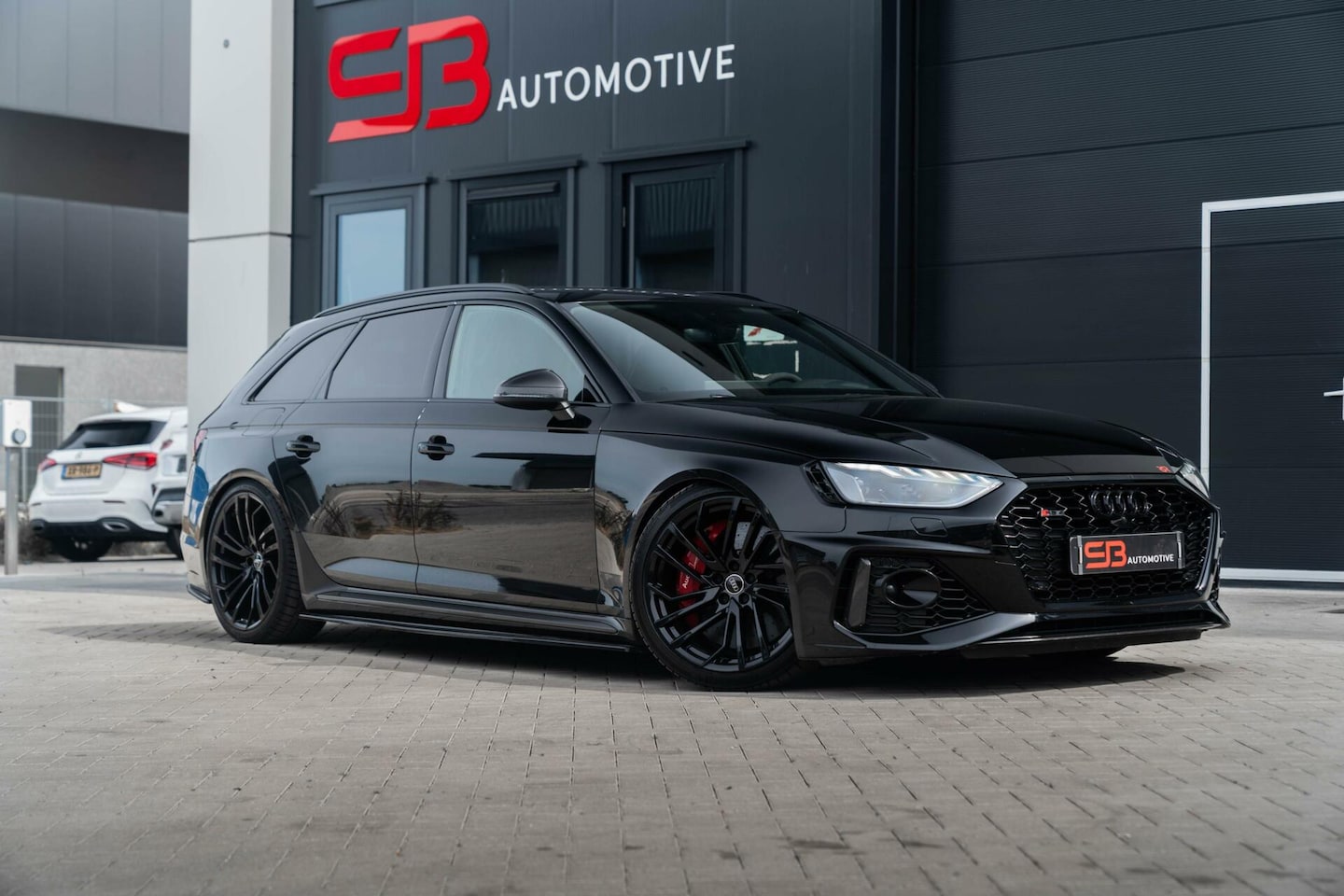 Audi RS4 - Avant 2.9 TFSI RS 4 quattro Carbon|Maxton|Bomvol! - AutoWereld.nl
