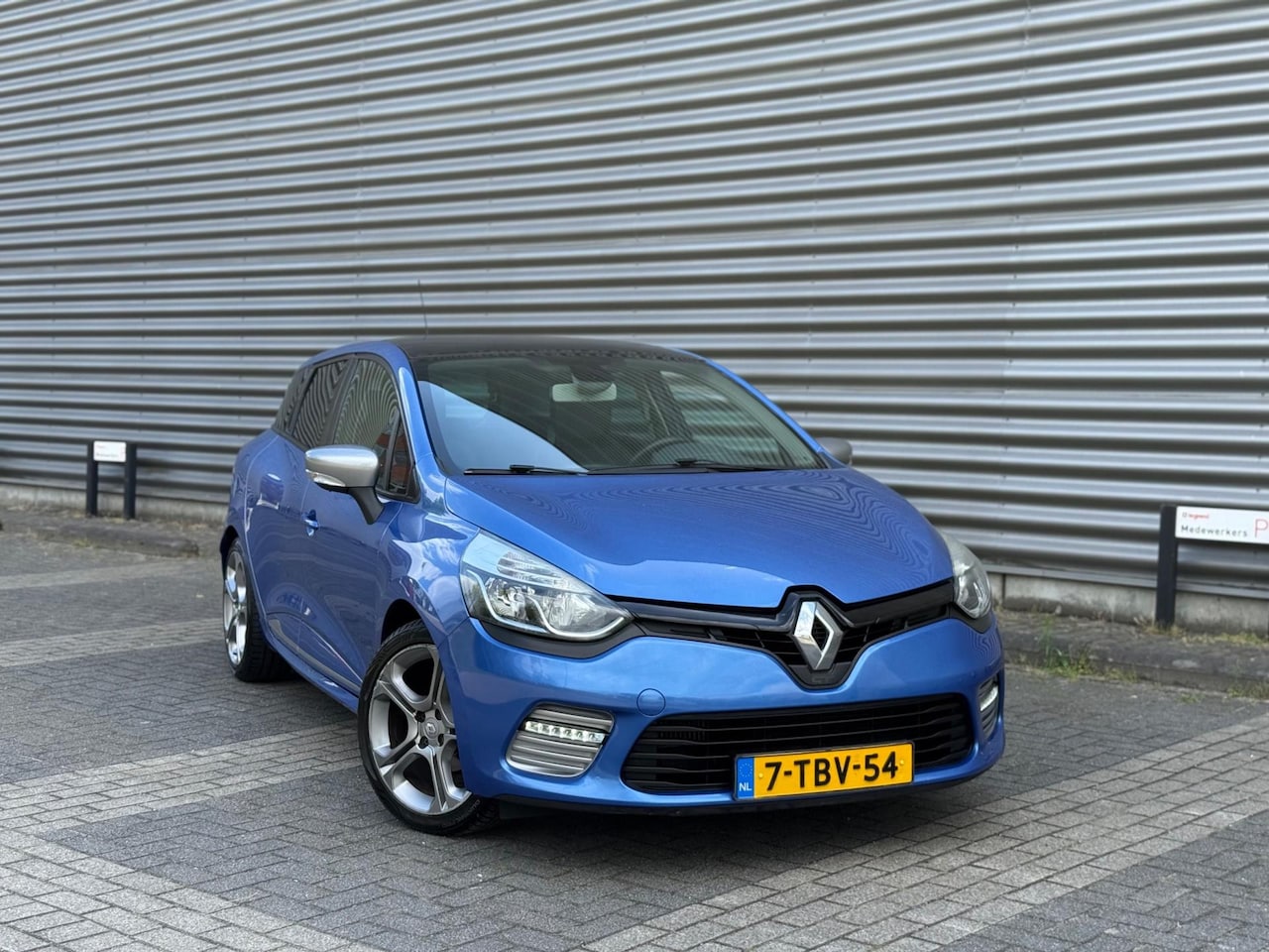 Renault Clio Estate - 1.2 GT (bj 2014) AUTOMAAT|PANORAMA|RS-MODE|LED|NAVI! - AutoWereld.nl