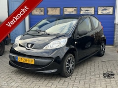 Peugeot 107 - 1.0-12V XR Nwe APK