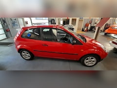 Ford Fiesta - 1.3 Ambiente APK verlopen (leestekst)