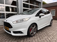 Ford Fiesta - 1.6 ST2 Navi/Camera/CruisC/ 184 PK EcoBoost