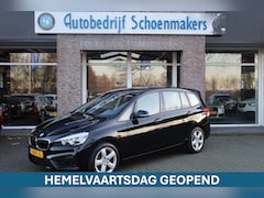 BMW 2-serie Gran Tourer - 220i Executive 192PK NAVI STOELVERWARMING 17"LMV AIRCO 2xPDC