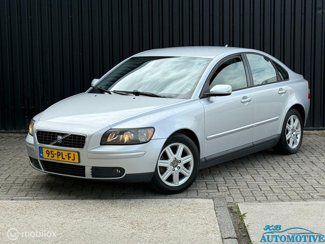 Volvo S40 - 2.4i Momentum 2.4i Momentum - AutoWereld.nl