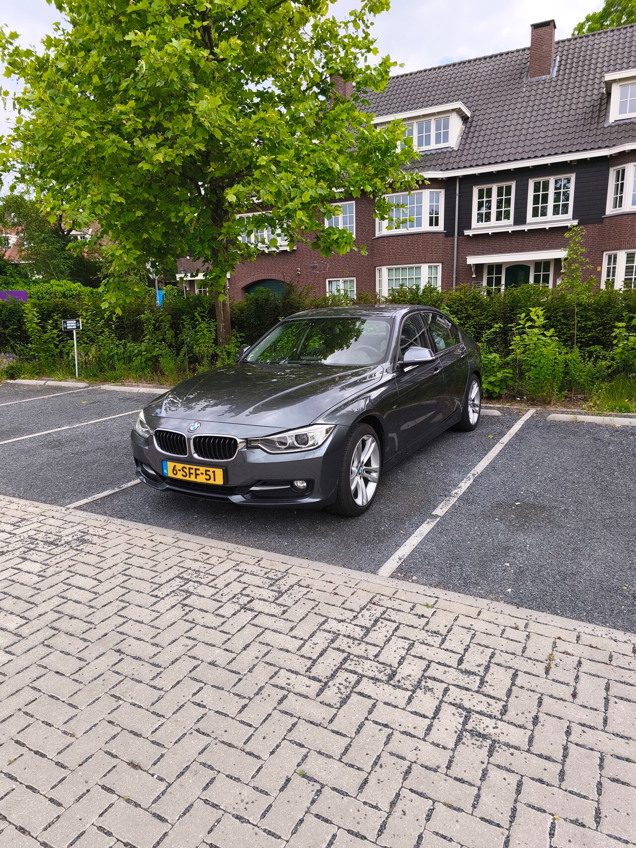 BMW 3-serie - 316i High Executive - AutoWereld.nl