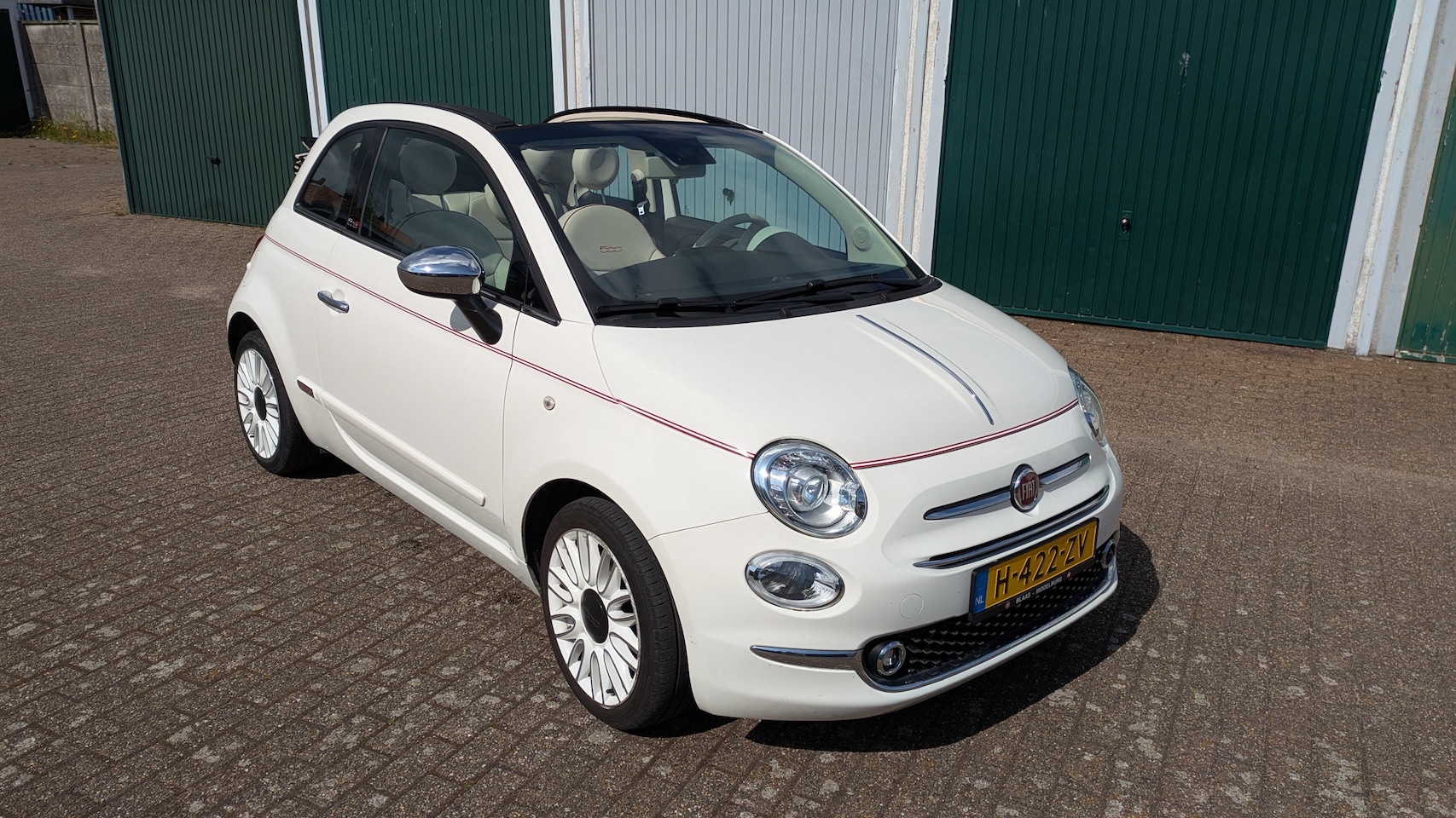 Fiat 500 - 0.9 TwinAir Turbo Lounge Fiat 500C 0.9 63KW Dolcevita twin air - AutoWereld.nl
