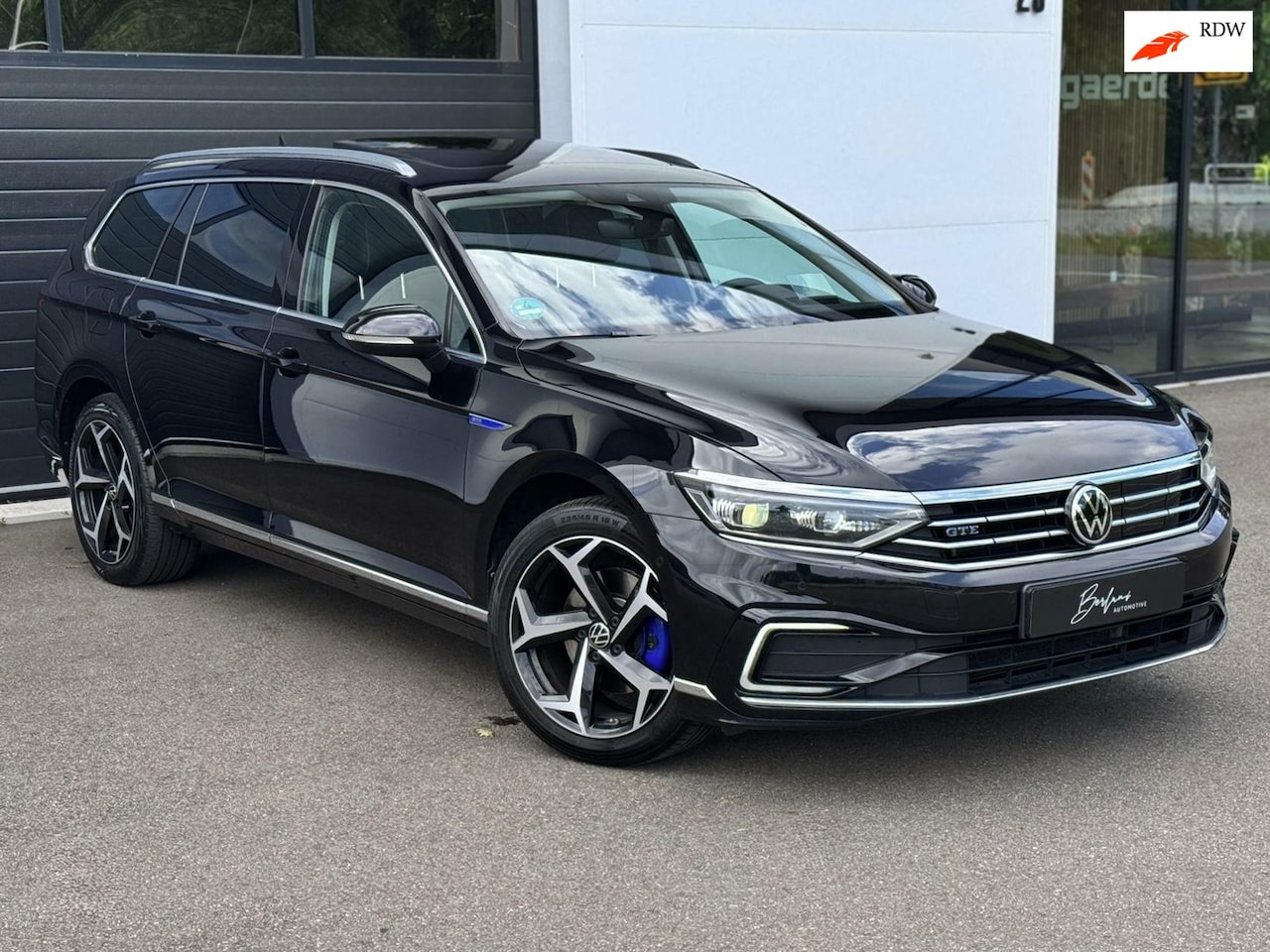 Volkswagen Passat - 1.4 TSI PHEV GTE Business Vol! |Pano|Trehk - AutoWereld.nl