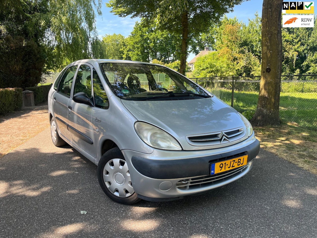 Citroën Xsara Picasso - 1.8i-16V Plaisir |APK! | RUIME AUTO KLEINE PRIJS | AIRCO CLIMA - AutoWereld.nl