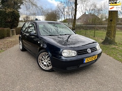 Volkswagen Golf - 2.3 V5 Highline | 5cilinder | Clima Leder Cruise Lmv | APK