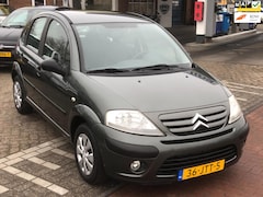 Citroën C3 - 1.4i Ligne Prestige / TREKHAAK/ NIEUWE APK / NETTE AUTO