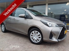 Toyota Yaris - 1.5 Hybrid/Aut/Navi/2015/