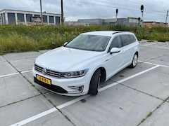 Volkswagen Passat Variant - 1.4 TSI GTE Highline
