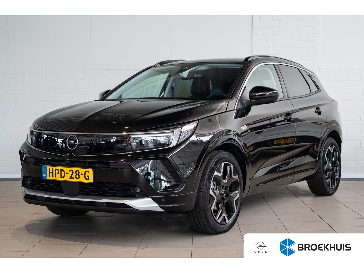 Opel Grandland - 1.2 Turbo 130PK Ultimate Automaat | Stoel & Stuurverwarming | Camera | Voorruit verwarming - AutoWereld.nl