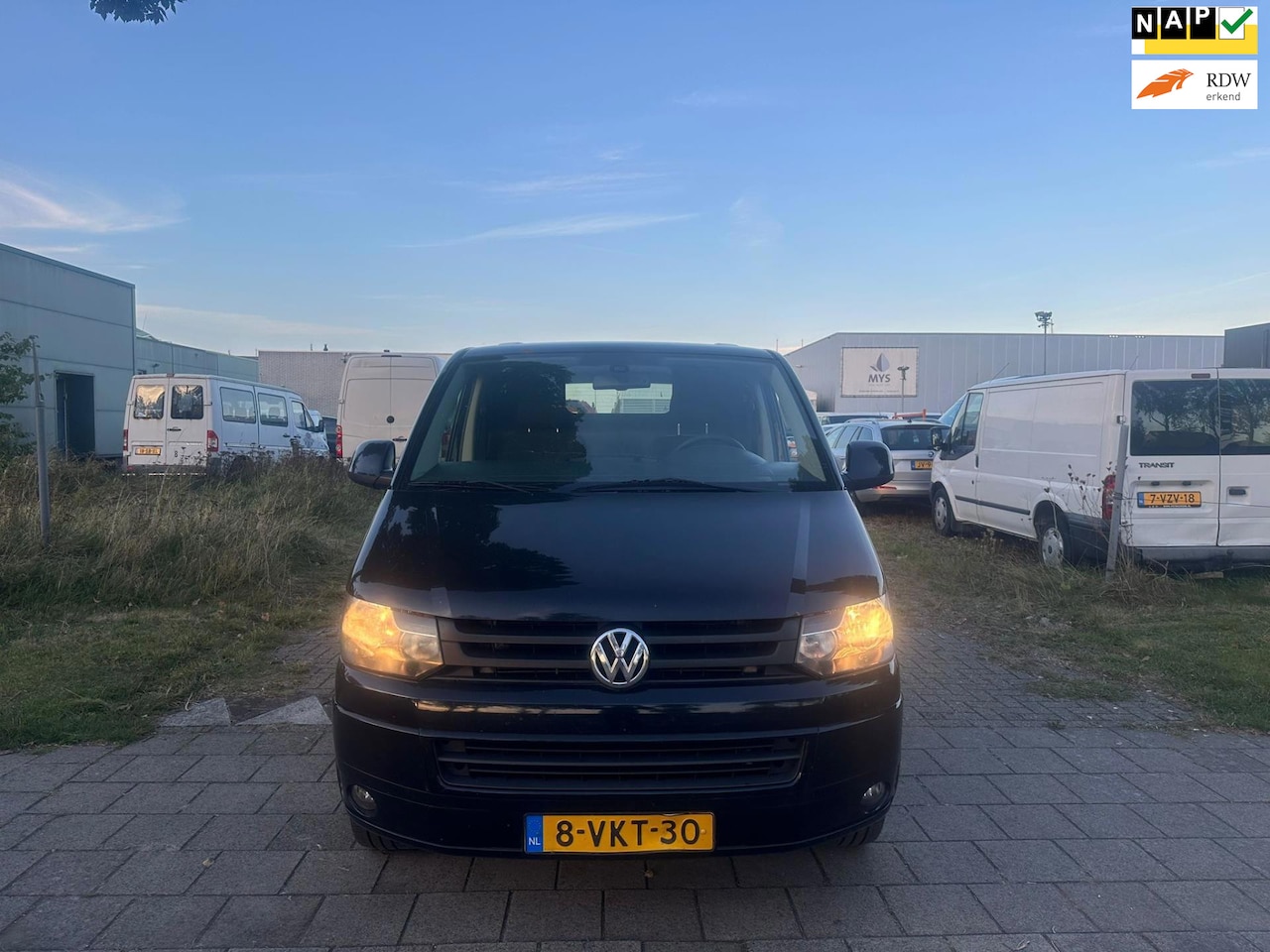 Volkswagen Transporter - 2.0 TDI L2H1 DC Trendline Airco.Airco.Navi - AutoWereld.nl