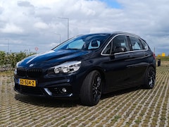 BMW 2-serie Active Tourer - 220i Essential High Executive