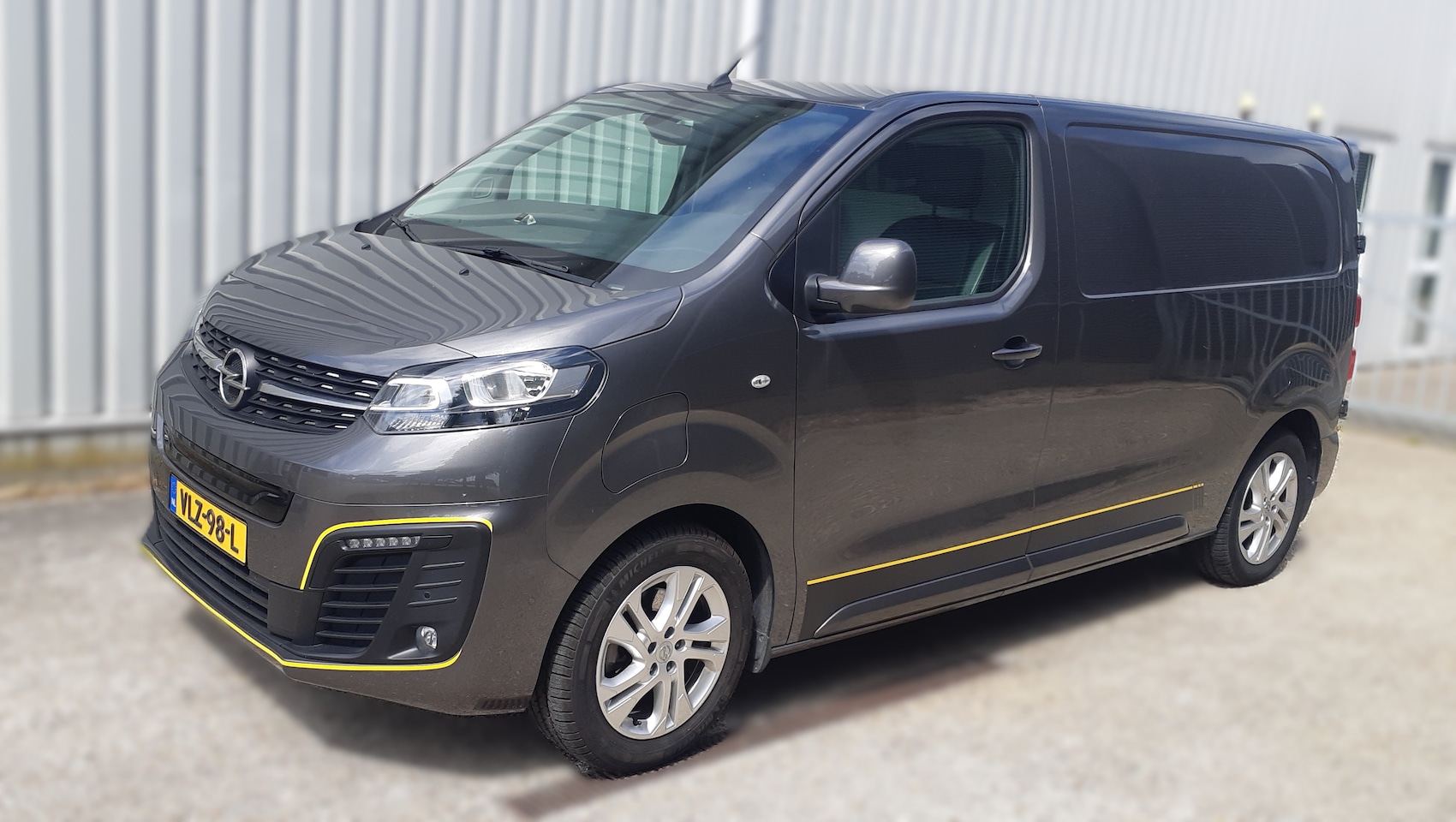Opel Vivaro-e - 50kWh L2H1 Edition - AutoWereld.nl