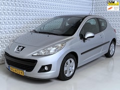 Peugeot 207 - 1.4 VTi Airco Panoramadak Stoelverwarming (2010)