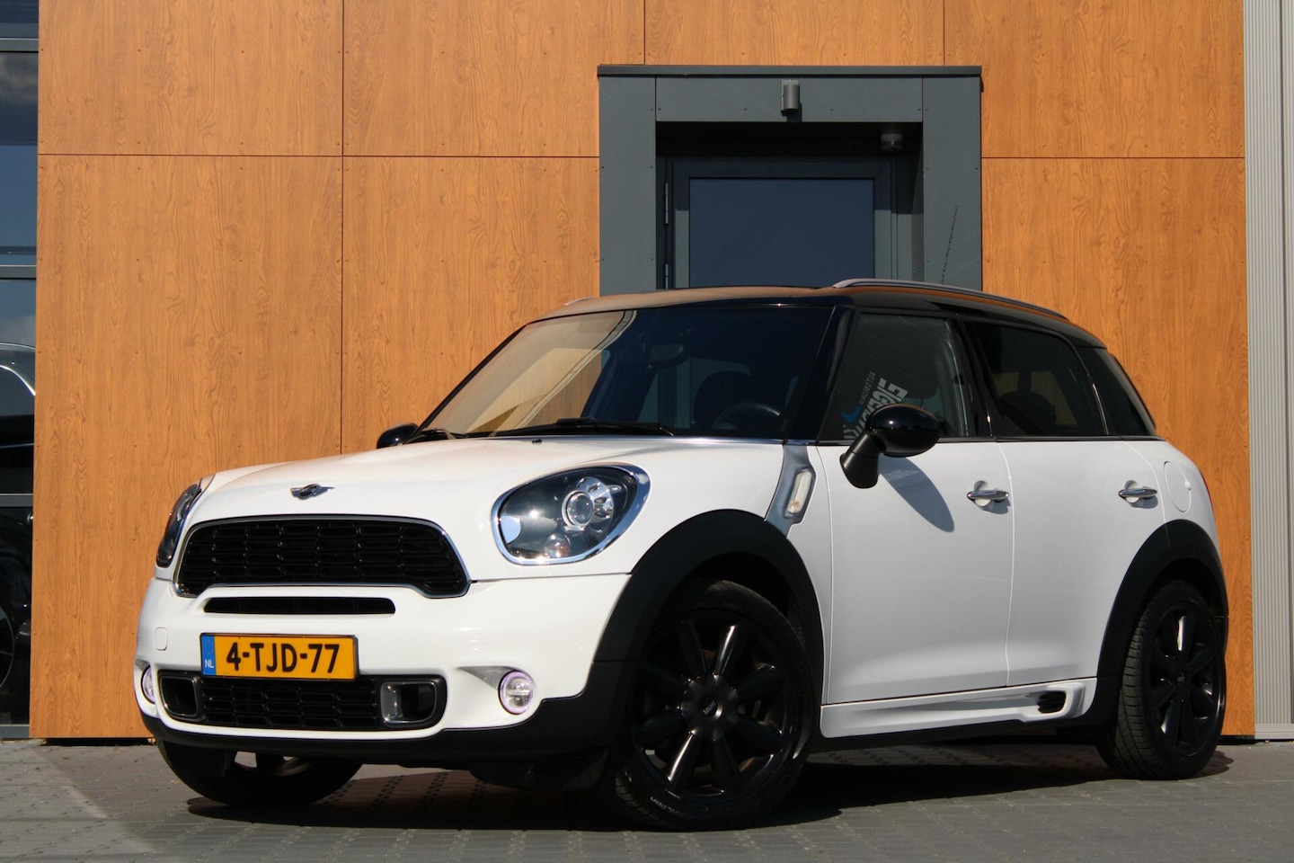 MINI Countryman - 1.6D | Xenon | Clima | Origineel NL - AutoWereld.nl