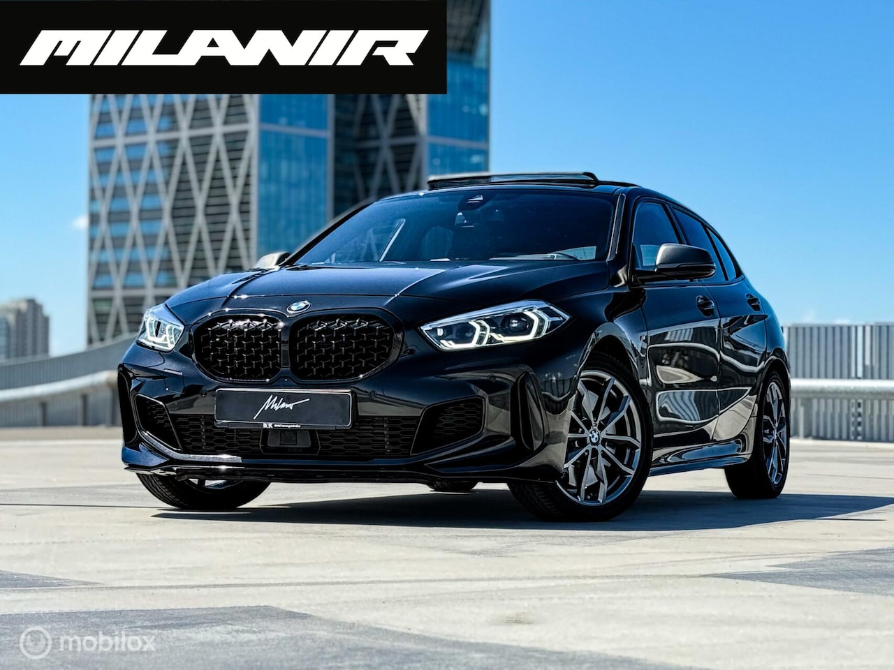 BMW 1-serie - M135i xDrive |Pano |HUD |H&K |Sfeer |Stuurverw. - AutoWereld.nl