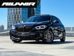 BMW 1-serie - M135i xDrive |Pano |HUD |H&K |Sfeer |Stuurverw