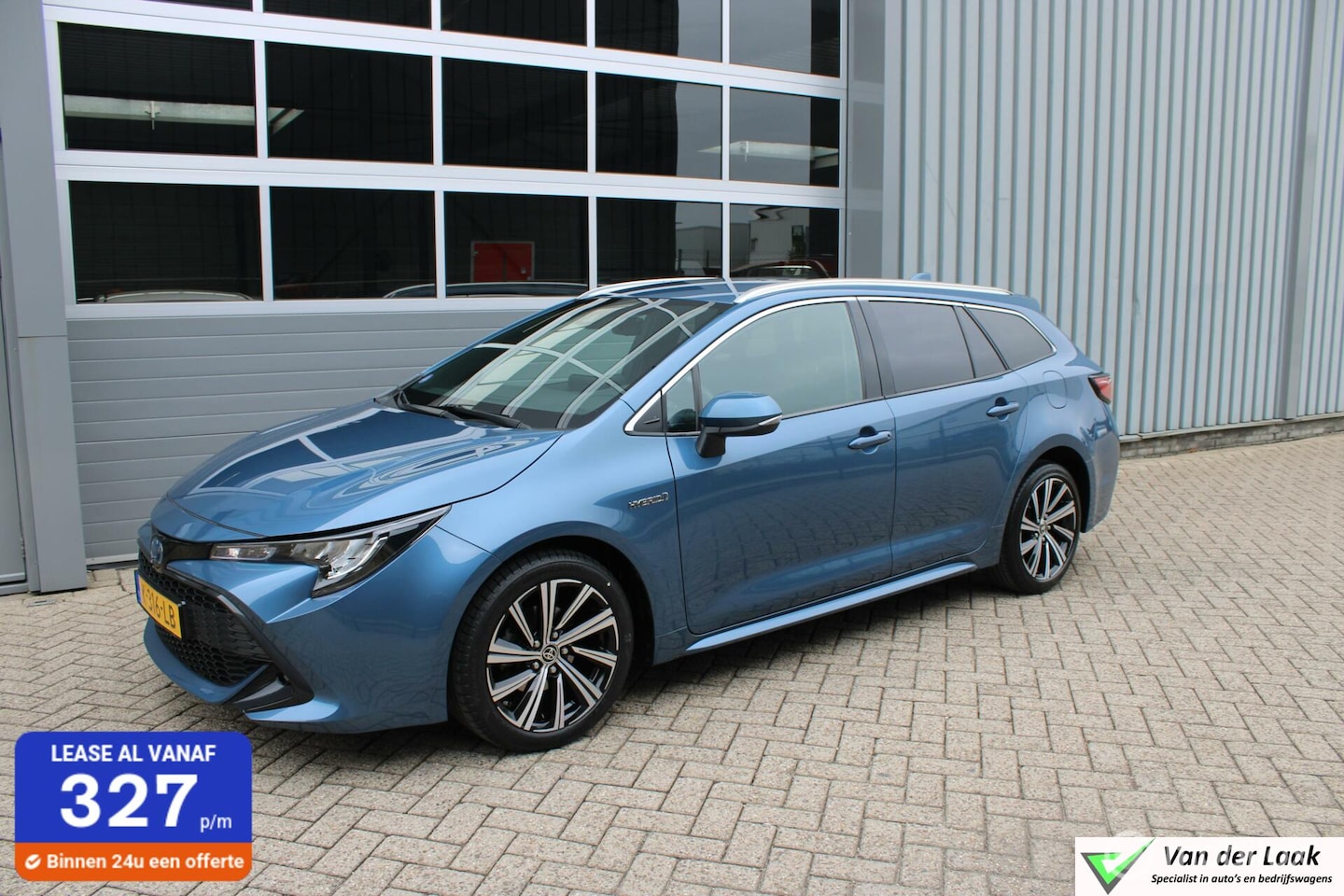 Toyota Corolla Touring Sports - 1.8 Hybrid Dynamic 1e Eig | Half Leer | 17 Inch | Boekjes. - AutoWereld.nl